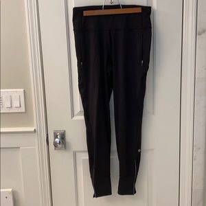 Lululemon black joggers